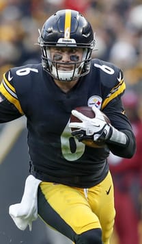 Devlin Hodges Core Silver 68 OVR - Madden NFL 26