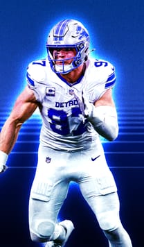 Aidan Hutchinson Field Pass 92 OVR - Madden NFL 26