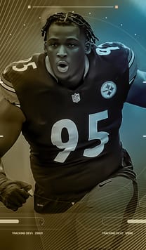 Keeanu Benton Rising Stars 97 OVR - Madden NFL 26