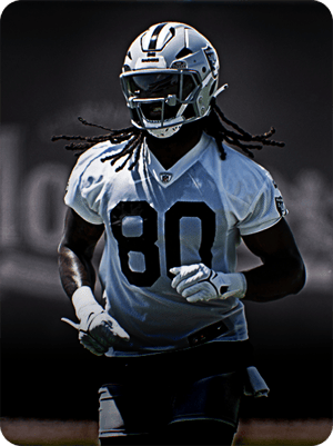 Ian Thomas Core 74 OVR - Madden NFL 26