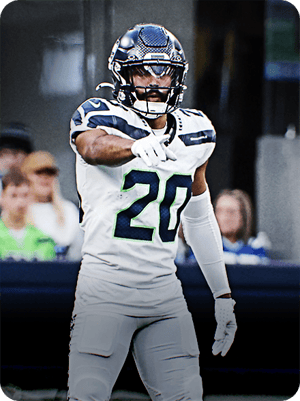 Julian Love Core 81 OVR - Madden NFL 26