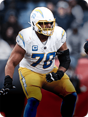 Rashawn Slater Core 82 OVR - Madden NFL 26