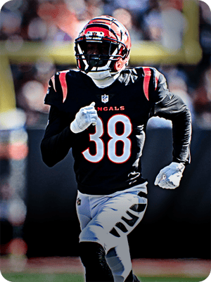 DJ Ivey Core 70 OVR - Madden NFL 26