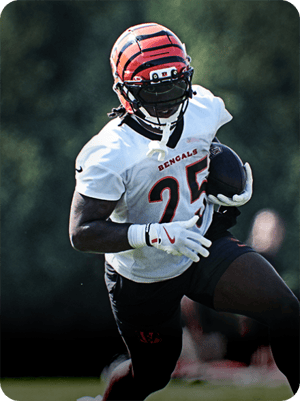 Tahj Brooks Rookies 73 OVR - Madden NFL 26