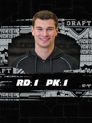 Fernando Mendoza NFL Draft Night 99 OVR - Madden NFL 26